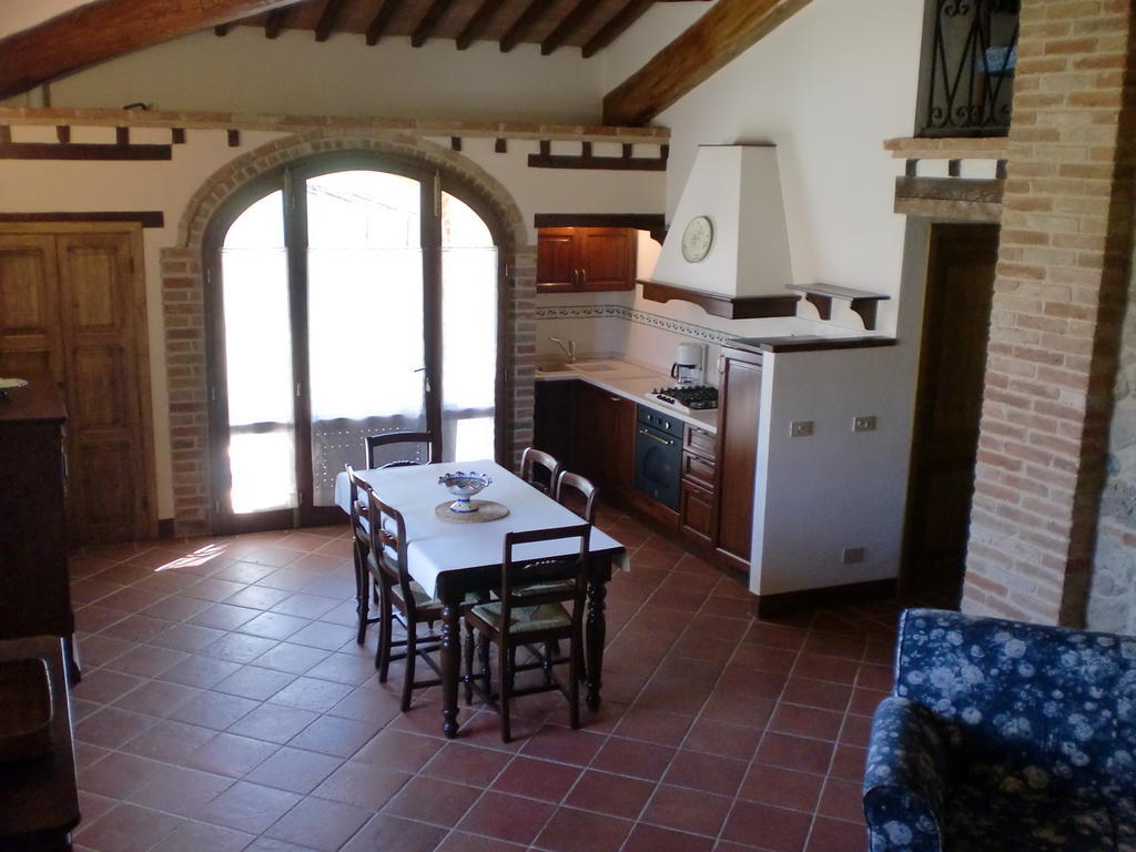 Agriturismo Fattoria Di Corsano Corsano  Δωμάτιο φωτογραφία