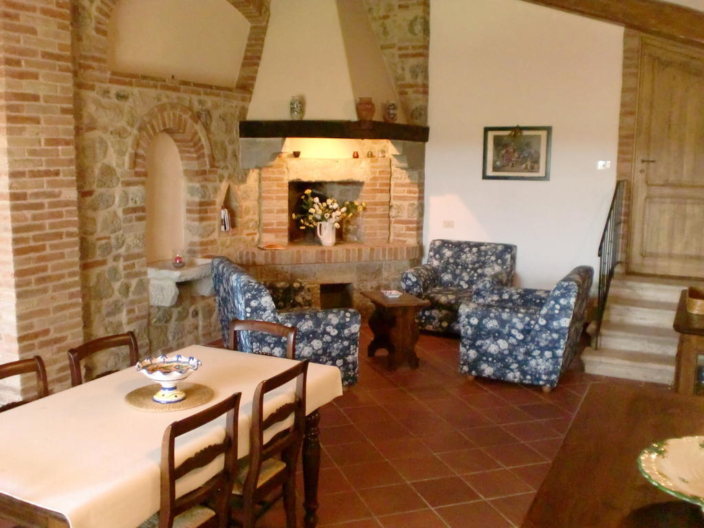 Agriturismo Fattoria Di Corsano Corsano  Δωμάτιο φωτογραφία